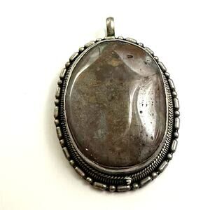 Vintage Dark Agate Pendant Silver tone Southwestern Western Cowgirl